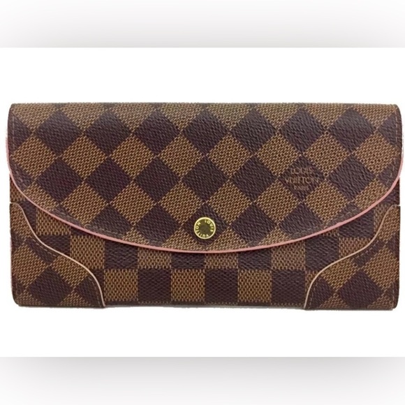Louis Vuitton Handbags - Louis Vuitton Damier Portefeuille Carissa long bifold wallet